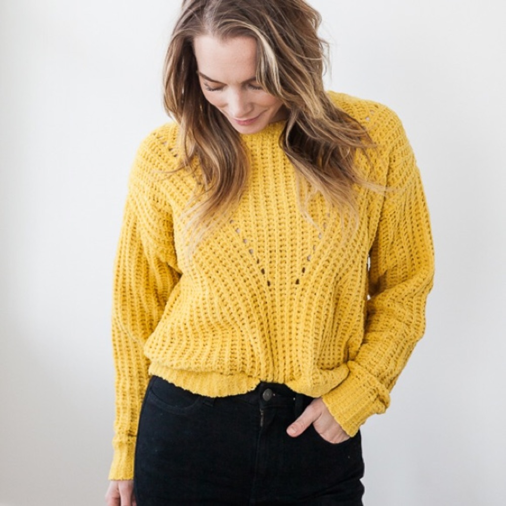 NEW Cozy Chunky Chenille Sweater - Picture 3 of 3